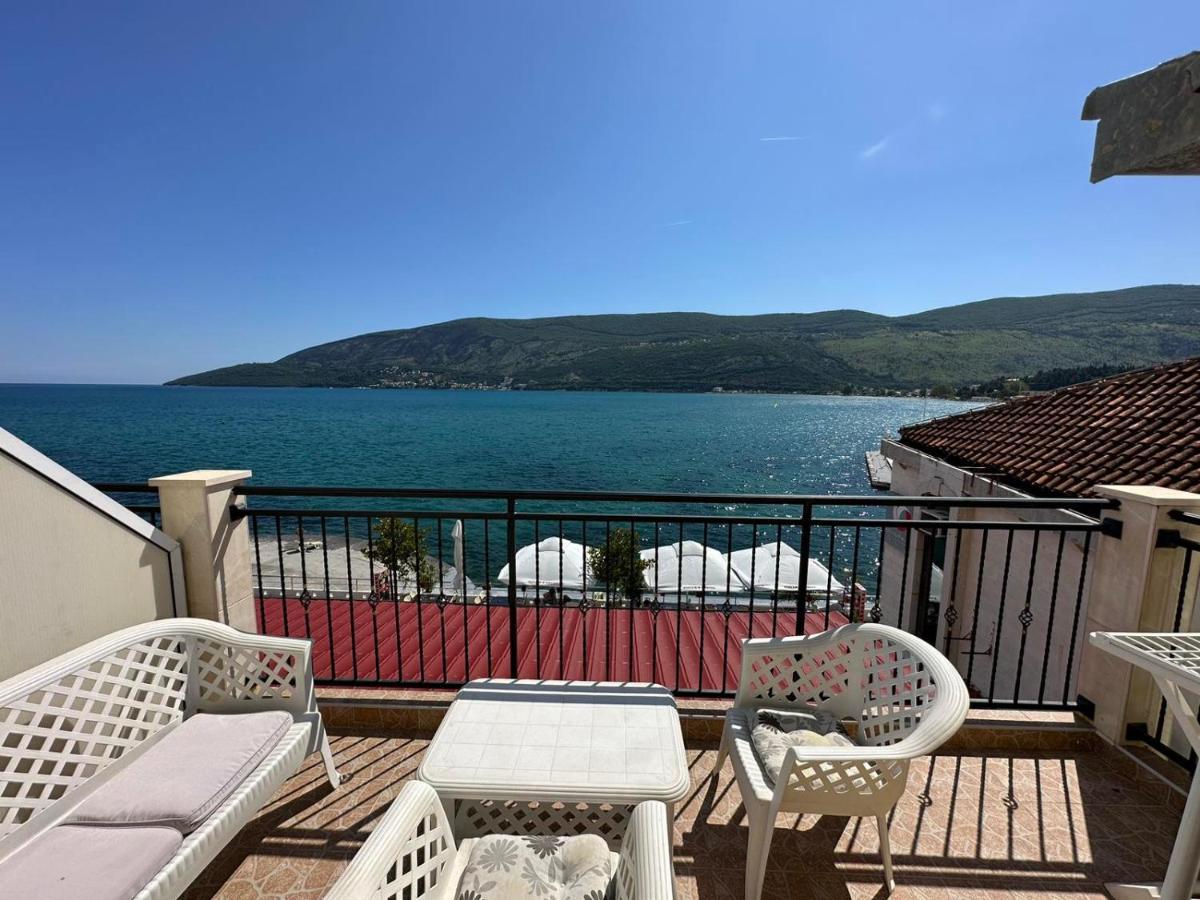 Apartments Sun House Herceg Novi Exterior photo