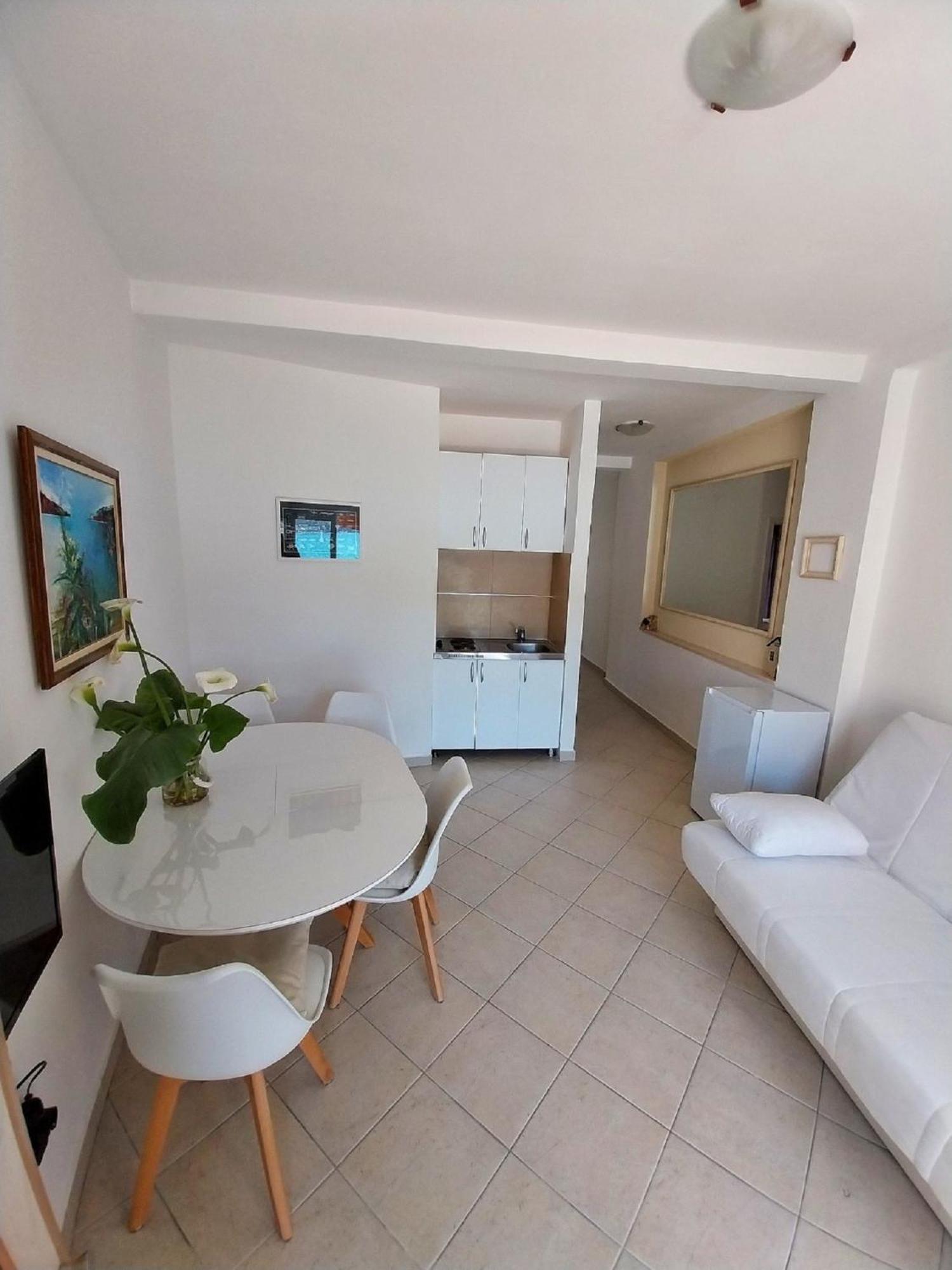 Apartments Sun House Herceg Novi Room photo
